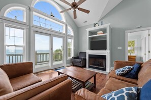 Smart TV, video library, stereo