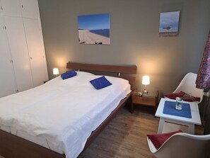 2 bedrooms, WiFi - house Bismarckstr. 40 apartments 40 - 3 room apartment with a beautiful terrace. (Sylt)
