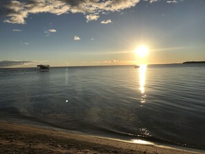 Beach - Vacation Home on Simcoe lake (Innisfil)