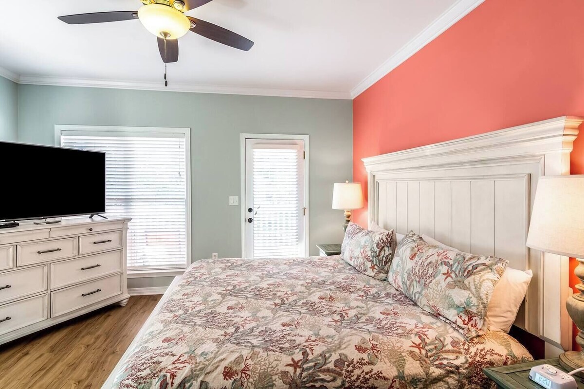 Photo 29 of Renovated, Private POOL, Pet-Friendly, Near Beach