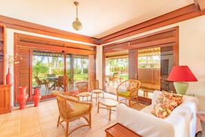 Casa | Área de estar | TV 32 polegadas com canais digitais