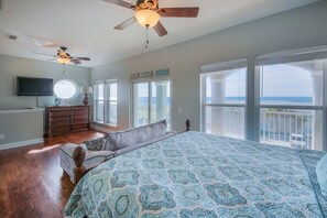 4 عدّة غرف نوم ومكواة/لوح كي وسرير سفر وواي فاي