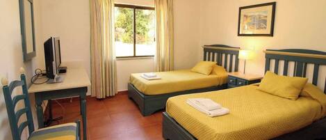 2 chambres, fer et planche Ă repasser, lit parapluie, Wi-Fi gratuit