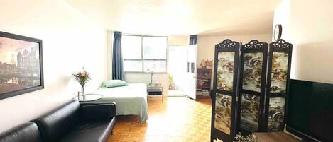 1 bedroom, WiFi, bed sheets