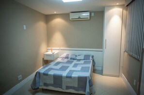 5 Schlafzimmer, Bügeleisen/Bügelbrett, WLAN, Bettwäsche