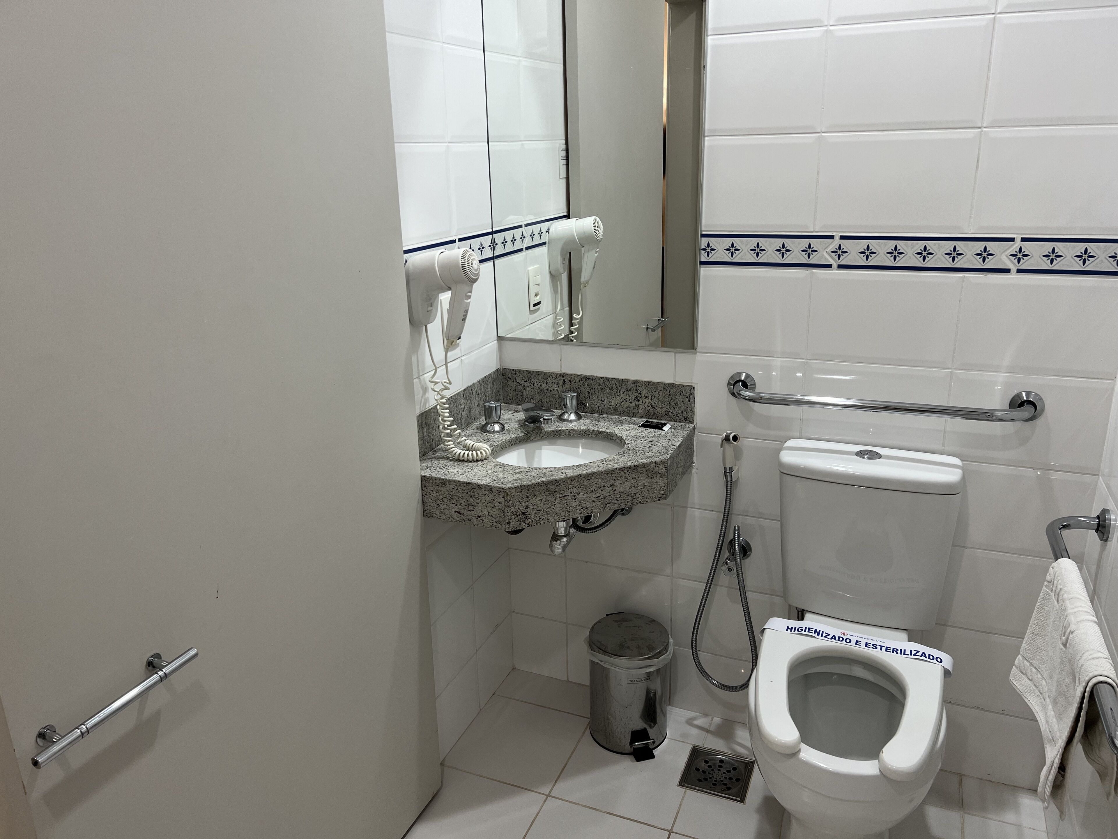 double room | bathroom | free toiletries, hair dryer, towels