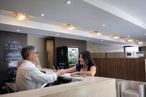 Reception - Athus Hotel by Bsb Inn (Brasília)