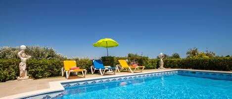 Et oppvarmet basseng