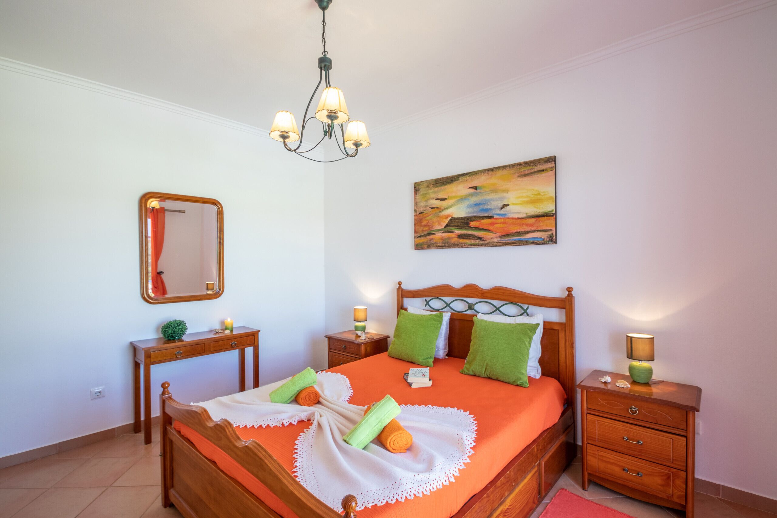 3 bedrooms, in-room safe, iron/ironing board, free WiFi