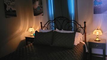 1 bedroom, desk, iron/ironing board, free WiFi