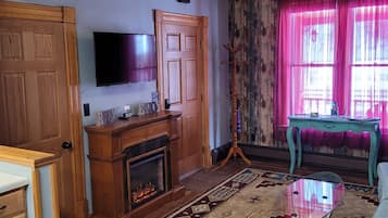 TV connectée, cheminée