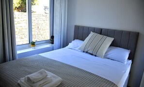 Vila | 3 quartos, ferros/tábuas de passar roupa, berço de viagem