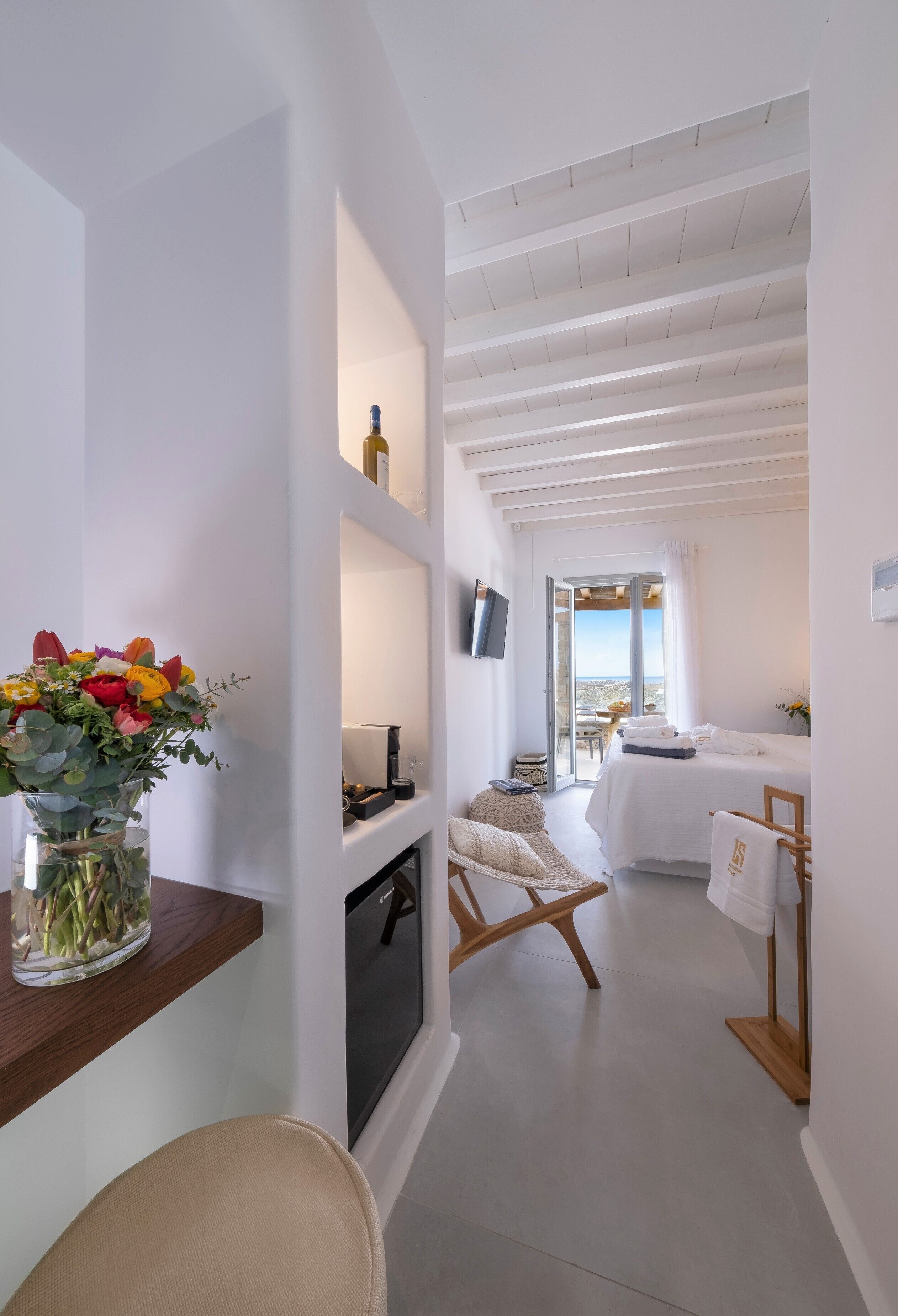 Executive Suite with Hot Tub Sea View