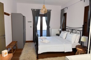 4 habitaciones, tabla de planchar con plancha y wifi gratis 