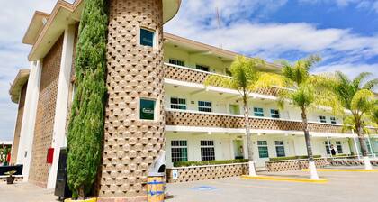 Hotel Splash Inn