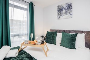 Căn hộ Cao cấp, phòng tắm riêng | 2 phòng ngủ