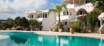 Family Apartment with seaview-5 min from the beach!