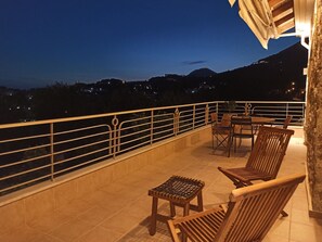 Suite (Phos) | Teras/patio