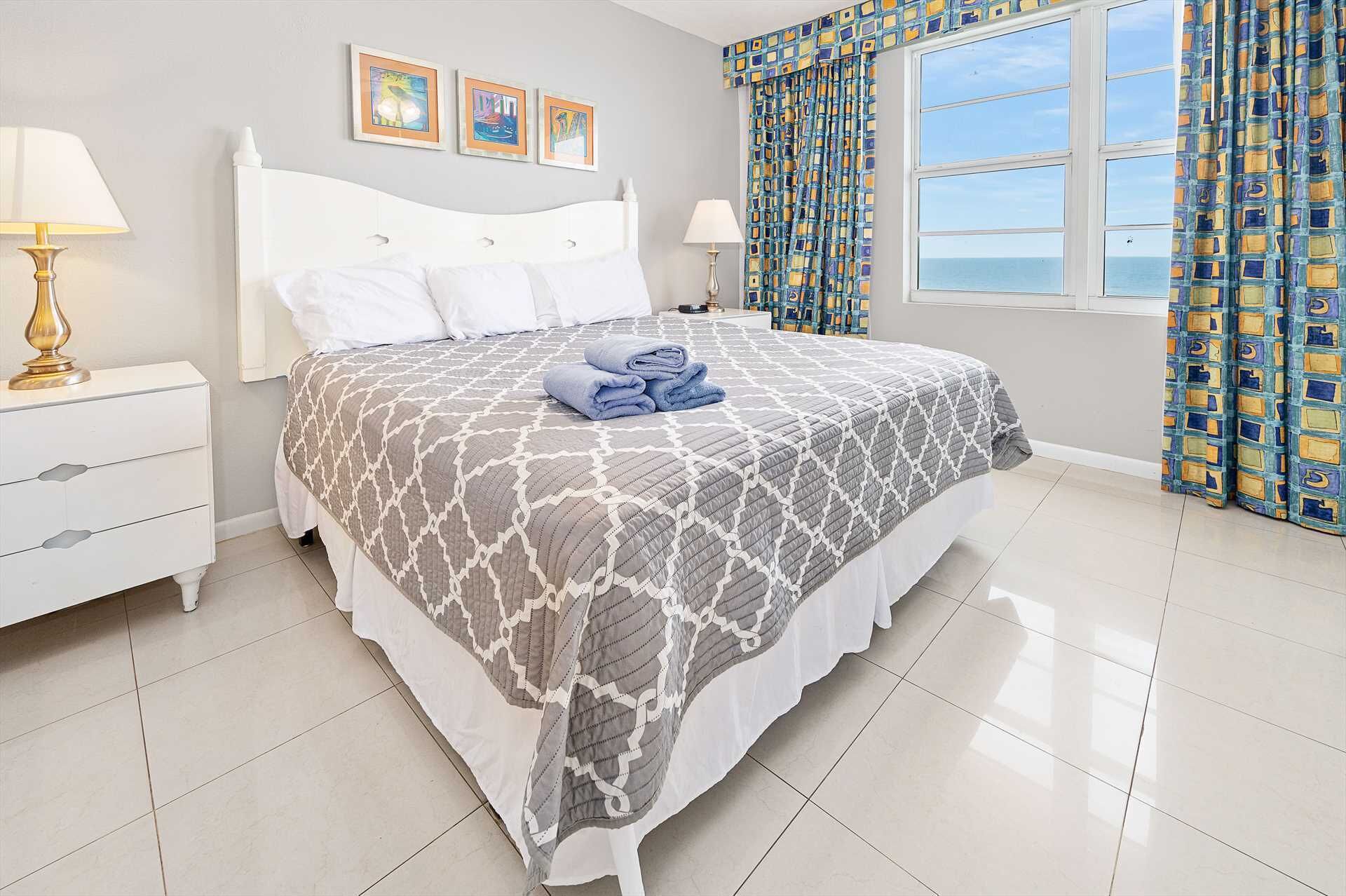 Luxury 6th Floor 3 Br Condo Direct Oceanfront Wyndham Ocean Walk Resort Daytona Beach | 604 - Ormond Beach, FL
