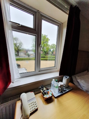 Classic Twin Room, 2 Single Beds, Private Bathroom | Desk, laptop workspace, blackout curtains, iron/ironing board - Royal Square Hotel Birmingham Airport (Birmingham)
