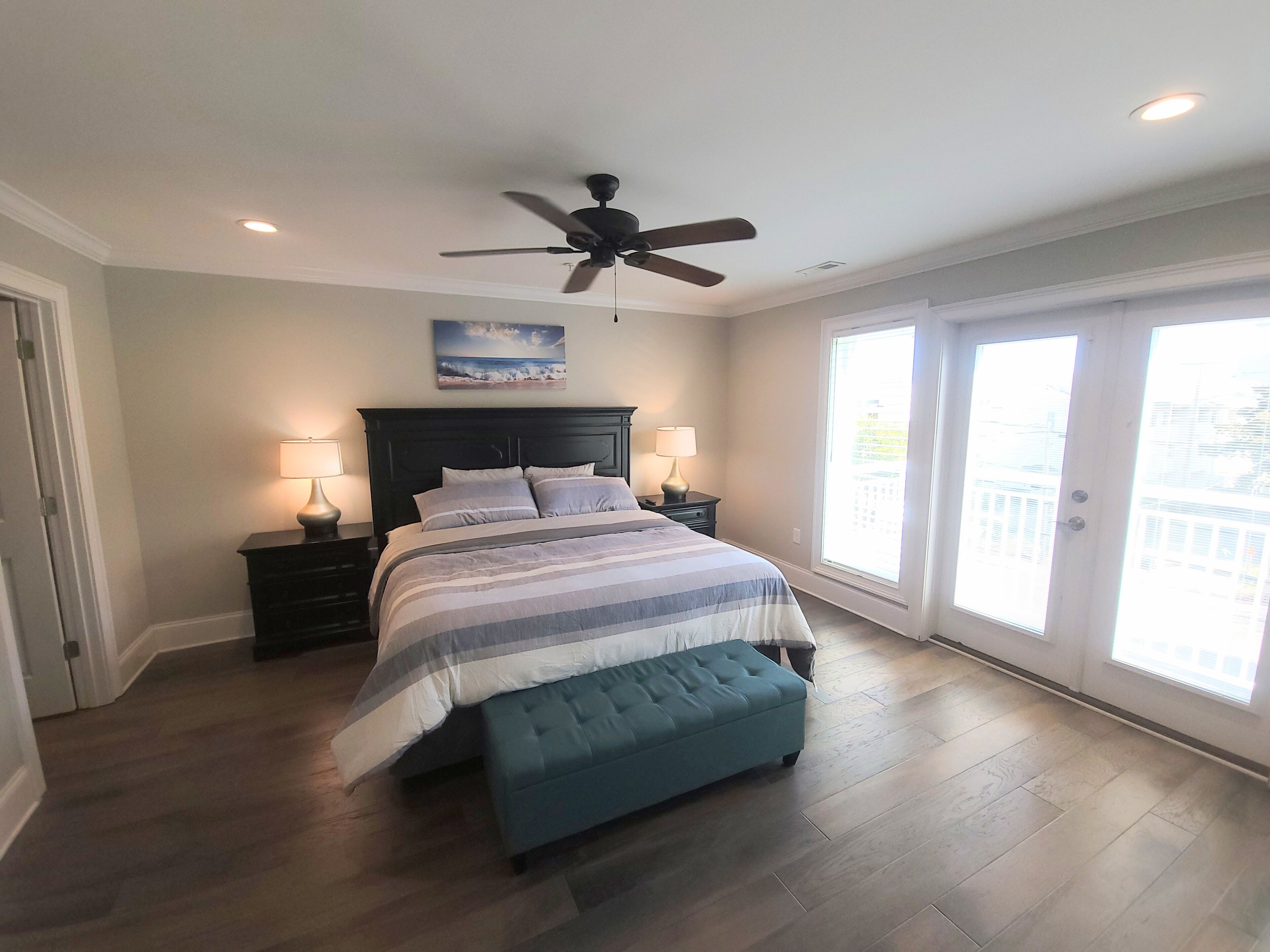 4 chambres, fer et planche à repasser, Wi-Fi gratuit, draps fournis