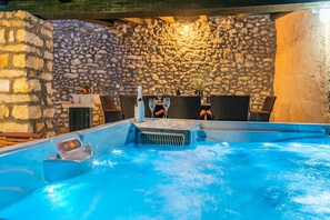 Bubbelpool inomhus