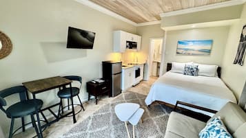 1 camera, ferro/asse da stiro, Wi-Fi gratuito, lenzuola