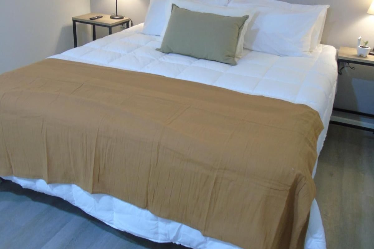 Wifi gratis y ropa de cama 