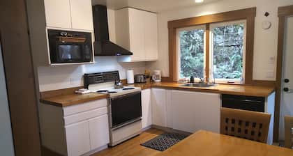 The Cabin at Moon Dance