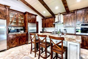 Fridge, dishwasher, cookware/dishes/utensils