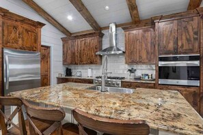 Fridge, dishwasher, cookware/dishes/utensils