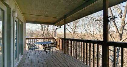 Divine 9 Condo -Fishing Lake & Hiking Trails!