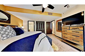 3 bedrooms, iron/ironing board, travel crib, free WiFi