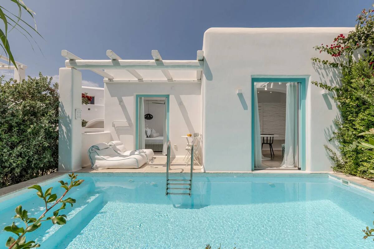 Junior-Suite, 1 Queen-Bett und Schlafsofa, eigener Pool | Terrasse/Patio