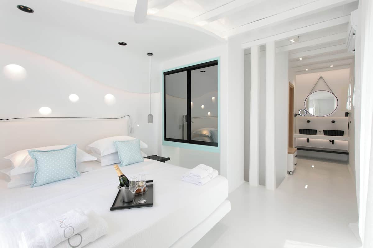 Luxury-Suite, 2 Schlafzimmer, eigener Pool | 2 Schlafzimmer, hochwertige Bettwaren, Zimmersafe