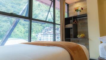 Panoramic Double Room, 1 Queen Bed, Ensuite, Mountain View | Down duvets, pillow-top beds, desk, laptop workspace