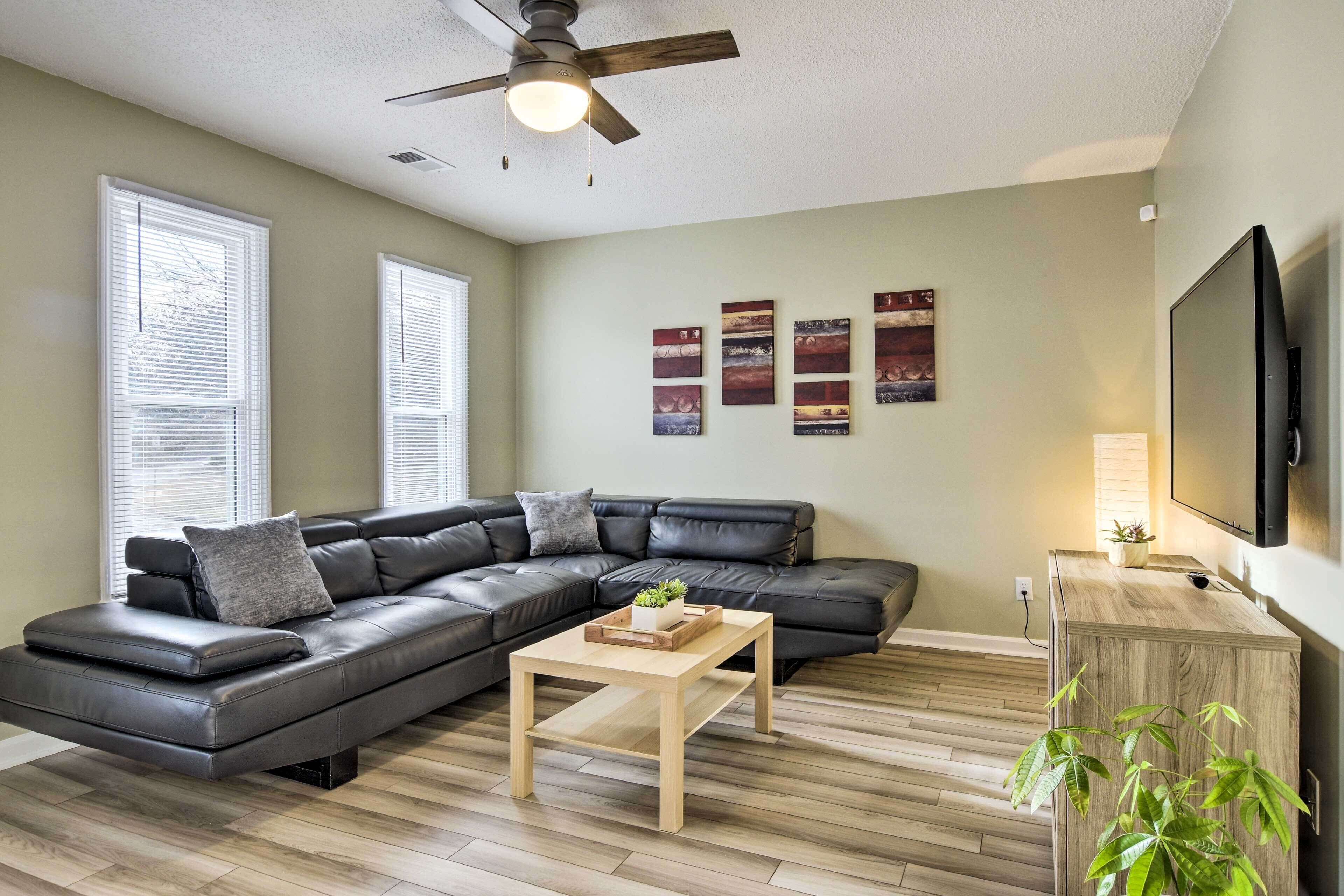 Bright, Updated Home ~ 1 Mi to Dtwn Raleigh!