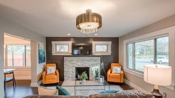 Smart TV, fireplace, offices