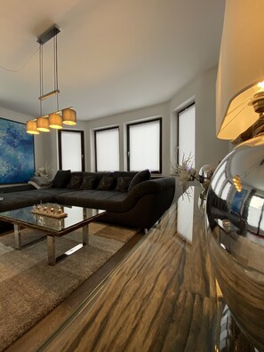 TV connectée, jeux vidéo, médiathèque, chaîne hi-fi