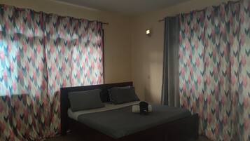 3 bedrooms, WiFi