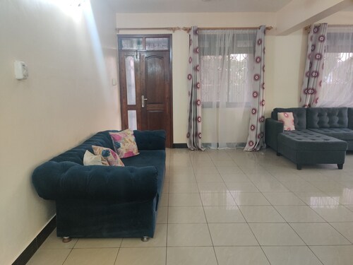 Mbezi Modern House close to Beach