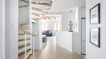 Exclusive Apartment | Living area