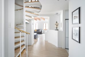 Exclusive Apartment | Living area