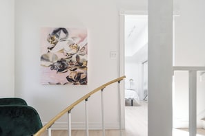 Exclusive Apartment | 3 bedrooms, premium bedding, desk, blackout drapes