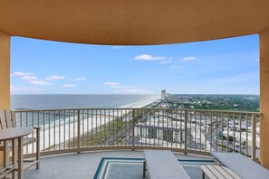 Property grounds - Calypso Tower III 2208 - Includes Local Attraction Tickets! (Panama City Beach)