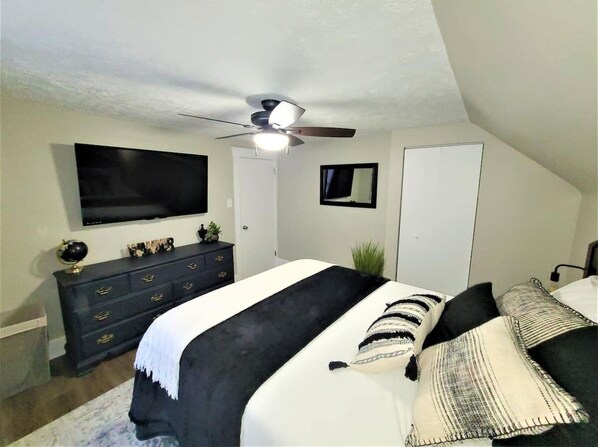 3 bedrooms, iron/ironing board, travel cot, WiFi