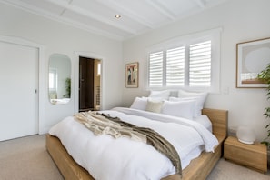 Casa | 3 habitaciones, escritorio, tabla de planchar con plancha y wifi gratis