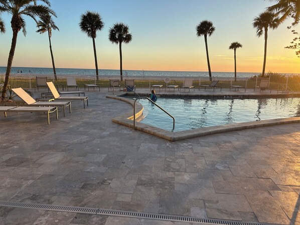 Außenpool, beheizter Pool