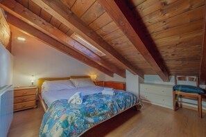 2 bedrooms, iron/ironing board, WiFi - Apartment Adèle- Wifi - Garage and beautiful view. (La Thuile)