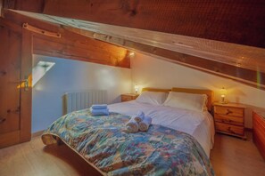 2 bedrooms, iron/ironing board, WiFi - Apartment Adèle- Wifi - Garage and beautiful view. (La Thuile)